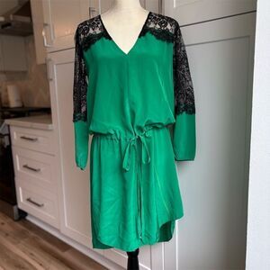 Mason Women's Green Silk Dress Size 4 Knee Length V-Neck Formal